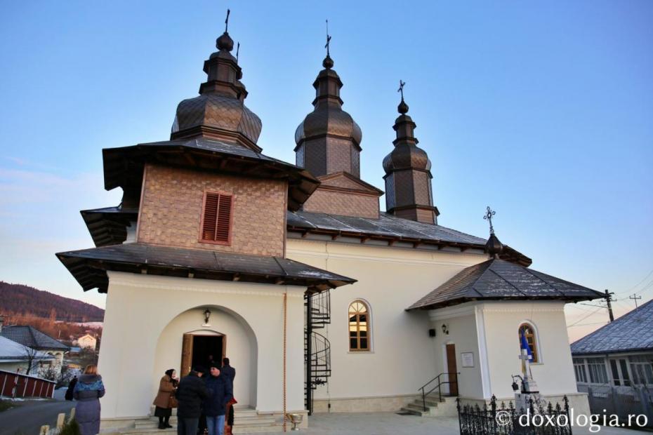 Biserica „Nașterea Sfântului Ioan Botezătorul” Văratec / Foto: Flavius Popa
