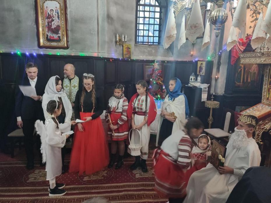 Seară duhovnicească la Parohia Dimăcheni: „Sfânta Spovedanie și Sfânta Împărtășanie, medicamente duhovnicești pentru viața în Hristos” Seară duhovnicească la Parohia Dimăcheni: „Sfânta Spovedanie și Sfânta Împărtășanie, medicamente duhovnicești pentru viața în Hristos”