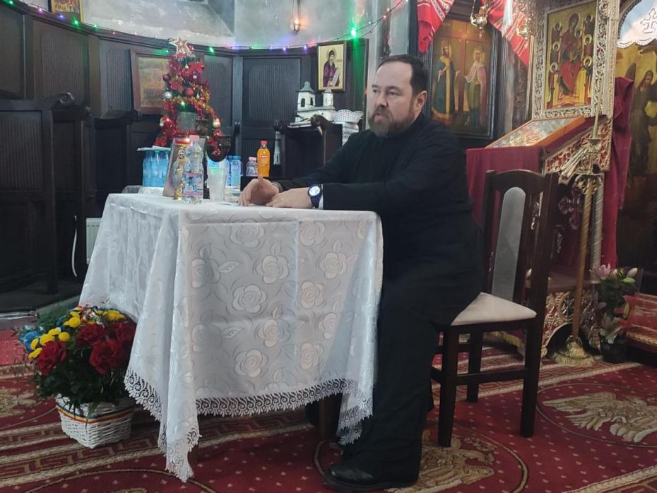 Seară duhovnicească la Parohia Dimăcheni: „Sfânta Spovedanie și Sfânta Împărtășanie, medicamente duhovnicești pentru viața în Hristos” Seară duhovnicească la Parohia Dimăcheni: „Sfânta Spovedanie și Sfânta Împărtășanie, medicamente duhovnicești pentru viața în Hristos”